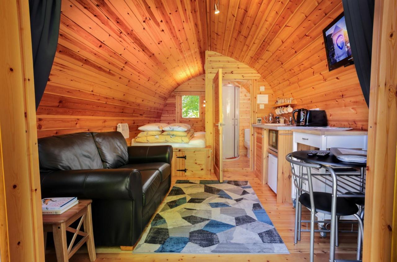 Glentruim Homestay B&B And Glamping Pods Newtonmore Exterior foto