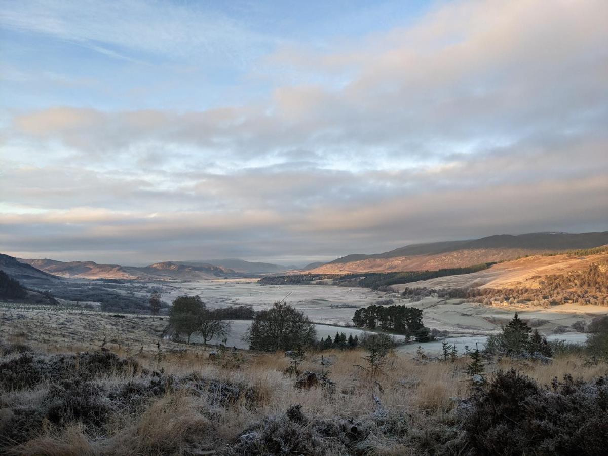 Glentruim Homestay B&B And Glamping Pods Newtonmore Exterior foto